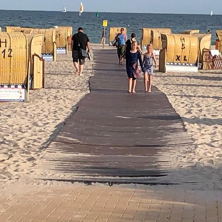 Kleine Scholle Appartement Fehmarn Buitenkant foto